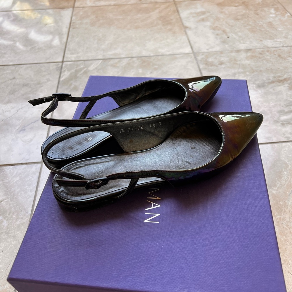 Elegant Stuart Weitzman Slingbacks (size 35)